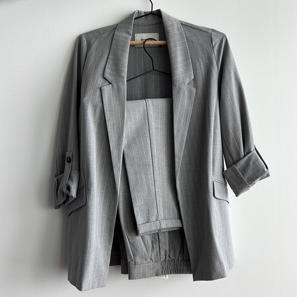 Modern Light Grey Pinstripe Pantsuit Set - Picture 3 of 9